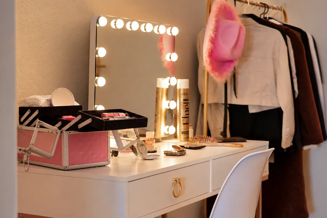 La loge — studio Plato